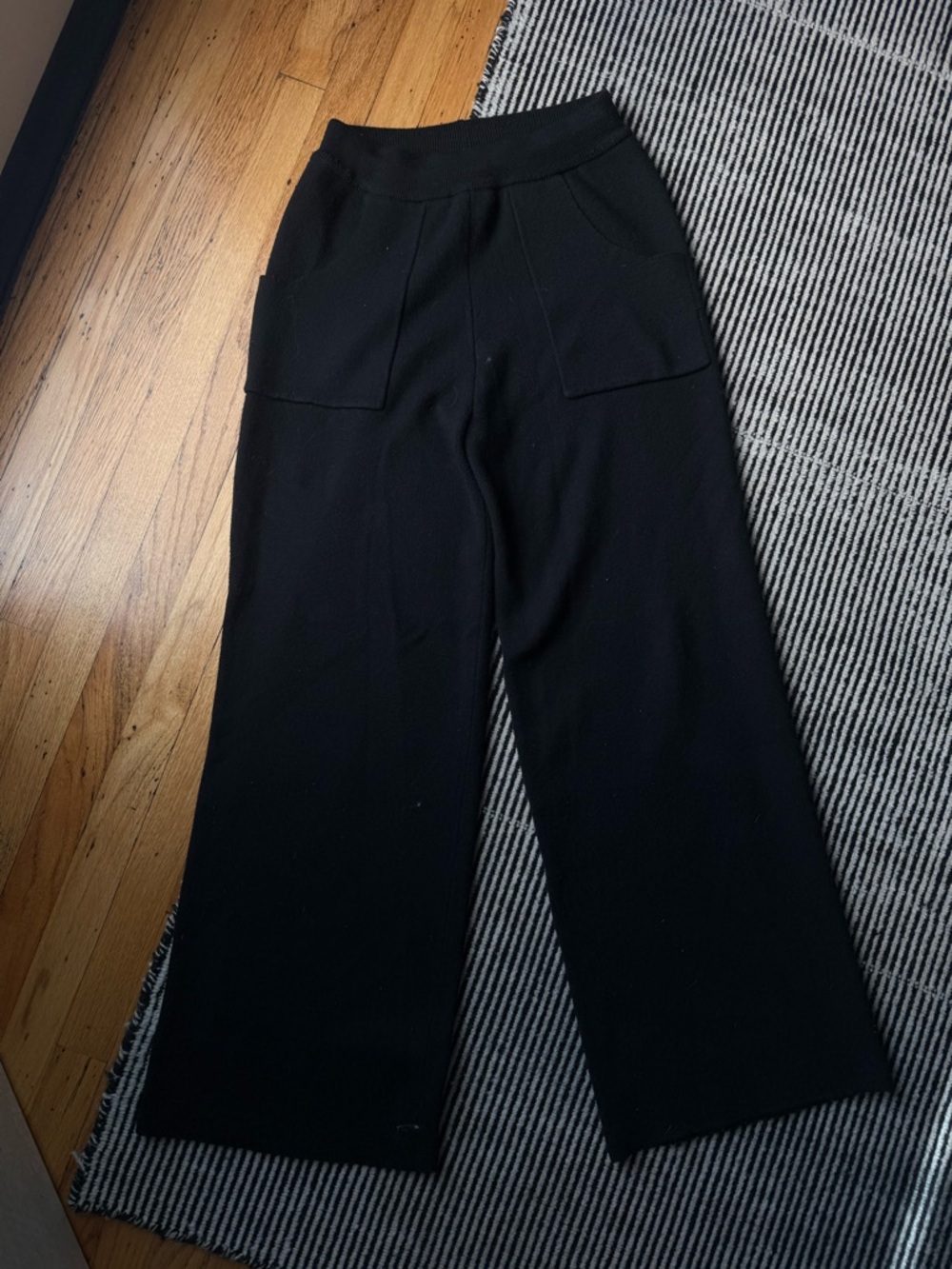 Vintage Black Wide-Leg Knit Pants - Classic Pull-On Style